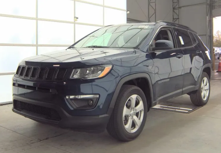 Blue 2019 JEEP COMPASS LATITUDE for sale in Columbus, OH