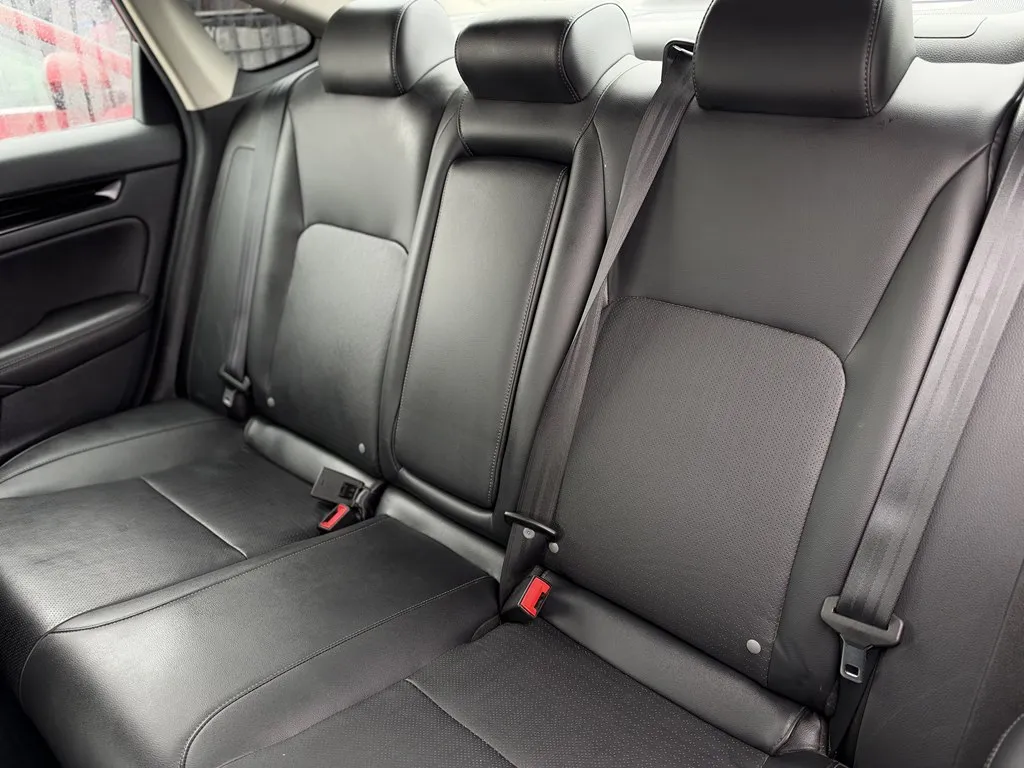 2024 Honda Civic Touring - Photo 20