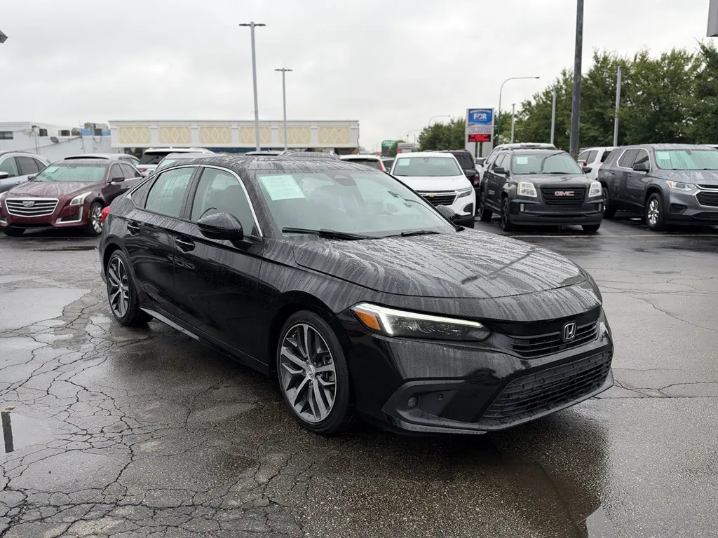 2024 Honda Civic Touring - Photo 3