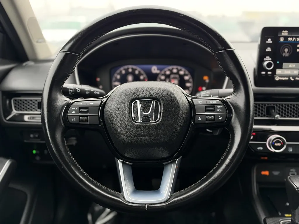 2024 Honda Civic Touring - Photo 14