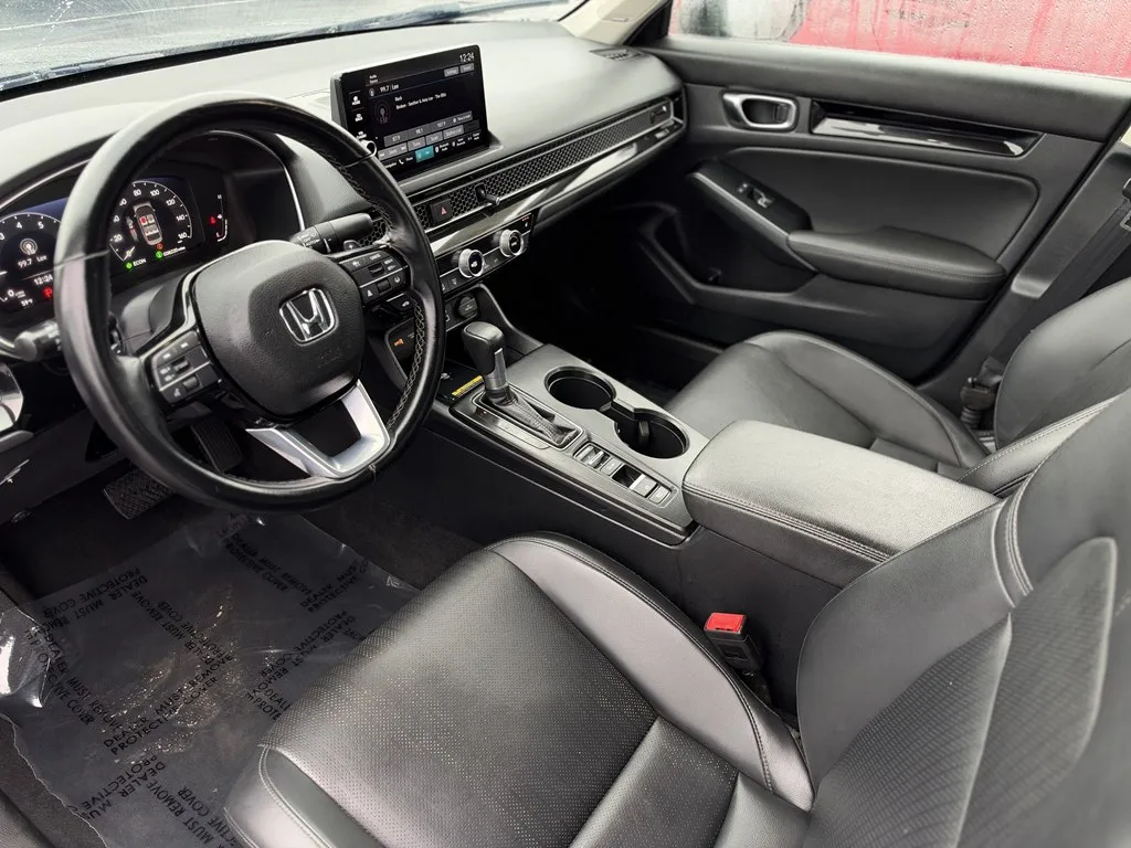 2024 Honda Civic Touring - Photo 10