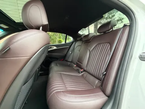 More photos of 2022 GENESIS G70 BASE at Auto Palace, OH
