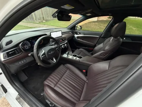 More photos of 2022 GENESIS G70 BASE at Auto Palace, OH