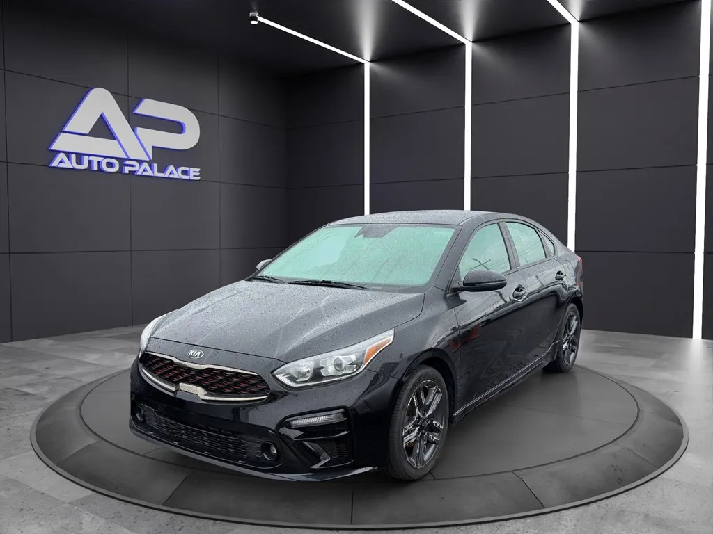 Black 2021 KIA FORTE GT LINE for sale in Columbus, OH