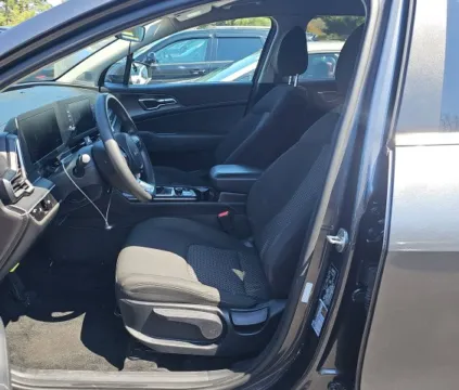 More photos of 2023 KIA SPORTAGE LX at Auto Palace, OH