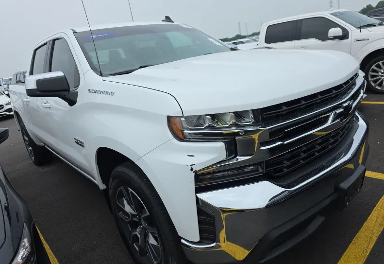 White 2019 CHEVROLET SILVERADO 1500 LT for sale in Columbus, OH