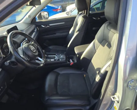 More photos of 2020 MAZDA CX-5 TOURING at Auto Palace, OH