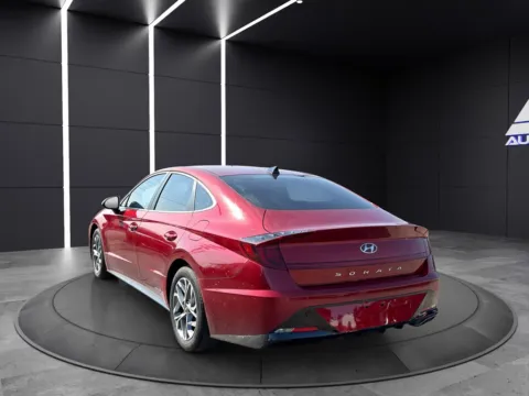 More photos of 2023 HYUNDAI SONATA SEL KBB VALUE 18K WOW at Auto Palace, OH