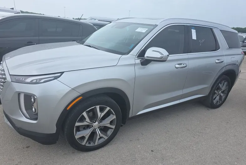 Silver 2022 HYUNDAI PALISADE SEL for sale in Columbus, OH