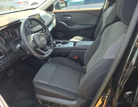 More photos of 2023 NISSAN ROGUE SV at Auto Palace, OH