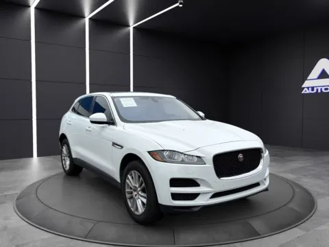 Another view of 2020 JAGUAR F-PACE PRESTIGE for sale in Columbus, OH at Auto Palace