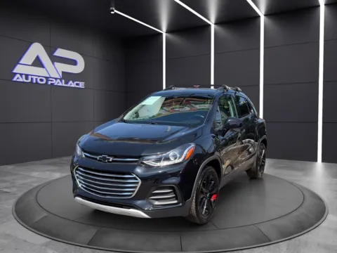 Black 2018 CHEVROLET TRAX 1LT for sale in Columbus, OH