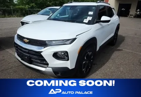 White 2023 CHEVROLET TRAILBLAZER LT KBB VALUE 24K WOW for sale in Columbus, OH