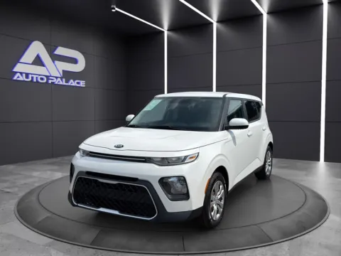 White 2020 KIA SOUL LX for sale in Columbus, OH