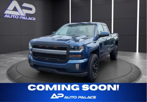 Blue 2017 CHEVROLET SILVERADO 1500 LT for sale in Columbus, OH