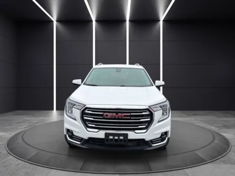 Photos of 2022 GMC TERRAIN SLT for sale in Columbus, OH at Auto Palace