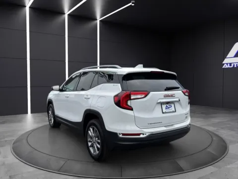More photos of 2022 GMC TERRAIN SLT LOWEST PRICE AROUND at Auto Palace, OH