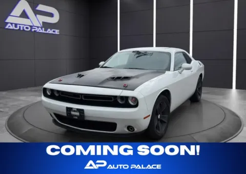 White 2018 DODGE CHALLENGER SXT LOWEST PRICE AROUND for sale in Columbus, OH