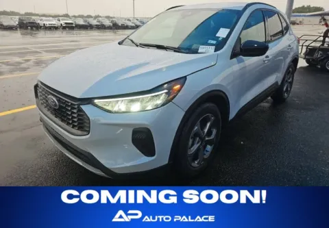 Silver 2025 FORD ESCAPE ST LINE KBB VALUE 24K WOW for sale in Columbus, OH