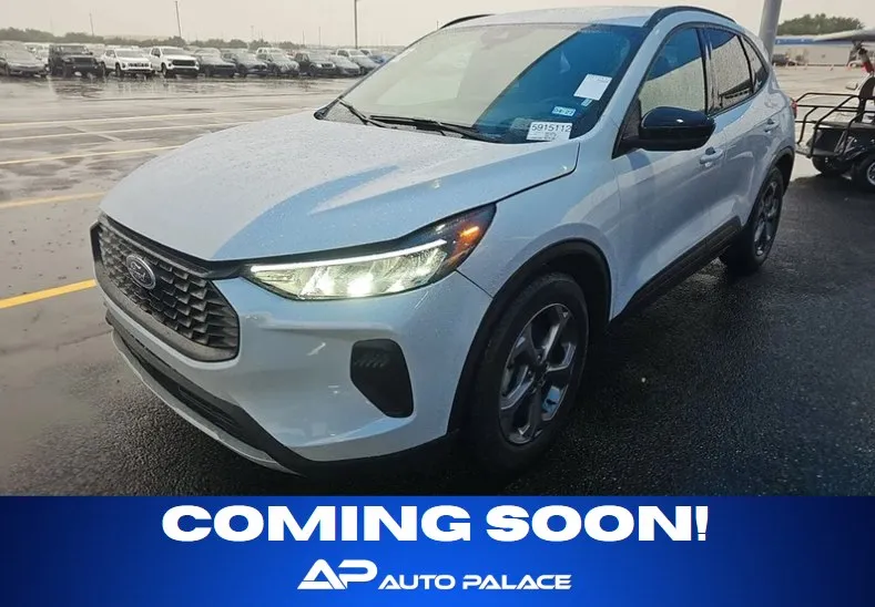 Silver 2025 FORD ESCAPE ST LINE KBB VALUE 24K WOW for sale in Columbus, OH