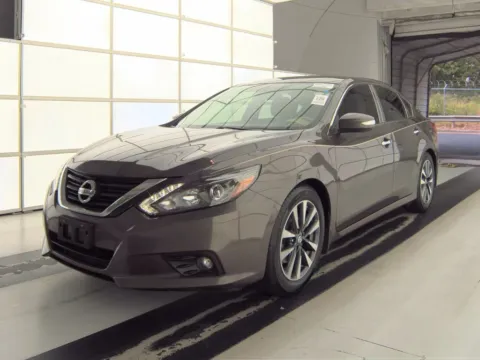 Brown 2017 NISSAN ALTIMA 2.5 for sale in Columbus, OH