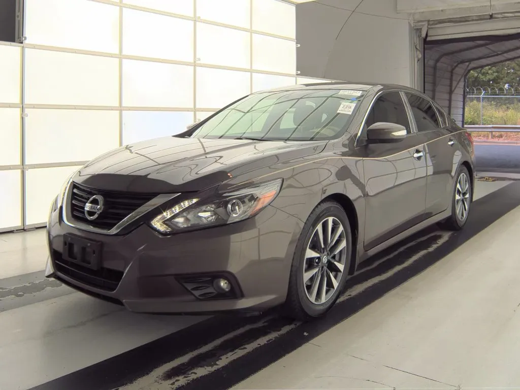 Brown 2017 NISSAN ALTIMA 2.5 for sale in Columbus, OH
