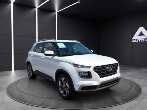 Another view of 2025 HYUNDAI VENUE SEL PRICED TO SELL FAST for sale in Columbus, OH at Auto Palace
