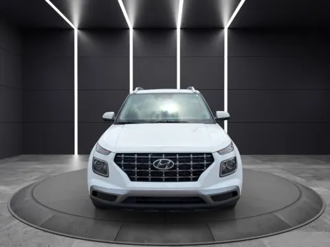 Photos of 2025 HYUNDAI VENUE SEL for sale in Columbus, OH at Auto Palace