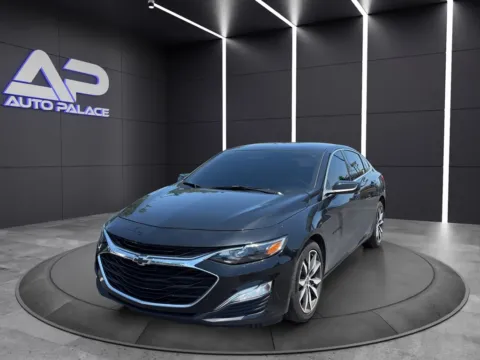 Black 2024 CHEVROLET MALIBU RS for sale in Columbus, OH