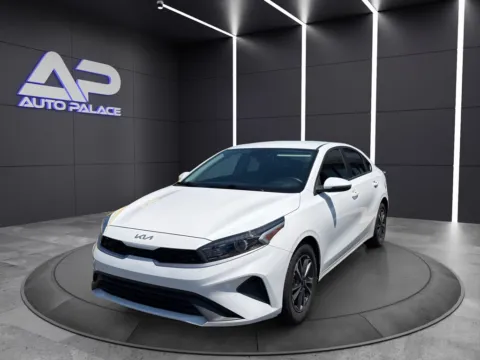 White 2024 KIA FORTE LX for sale in Columbus, OH