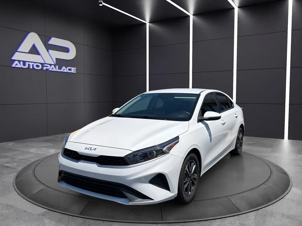 White 2024 KIA FORTE LX for sale in Columbus, OH