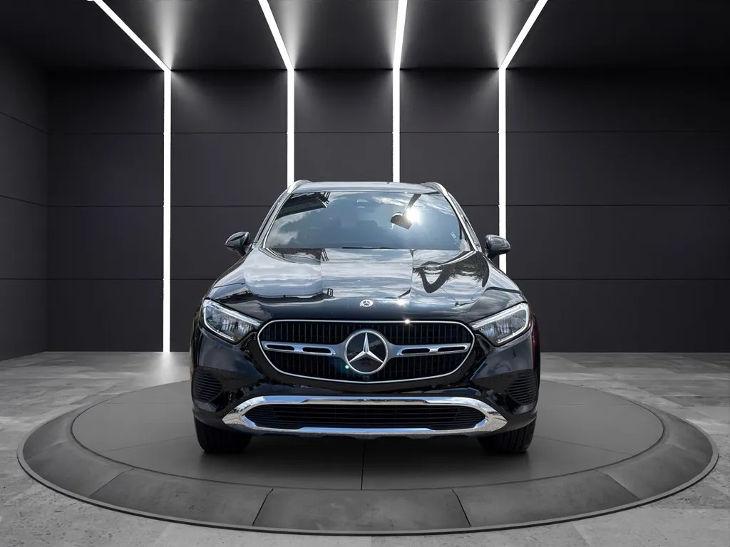 Black 2023 MERCEDES-BENZ GLC 300 4MATIC for sale in Columbus, OH