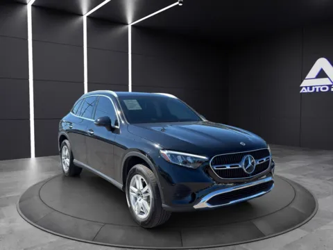 Another view of 2023 MERCEDES-BENZ GLC 300 4MATIC for sale in Columbus, OH at Auto Palace