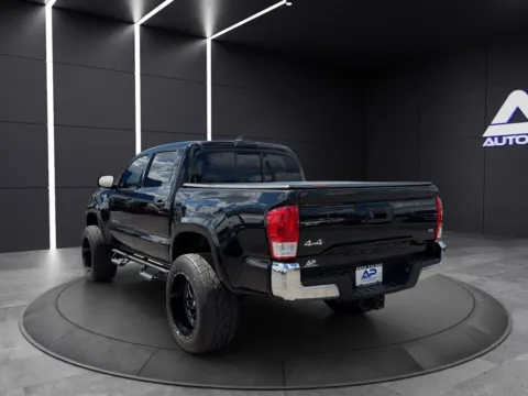 More photos of 2016 TOYOTA TACOMA DOUBLE CAB at Auto Palace, OH