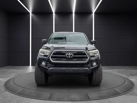 Photos of 2016 TOYOTA TACOMA DOUBLE CAB for sale in Columbus, OH at Auto Palace