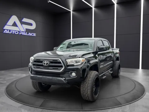 Black 2016 TOYOTA TACOMA DOUBLE CAB for sale in Columbus, OH
