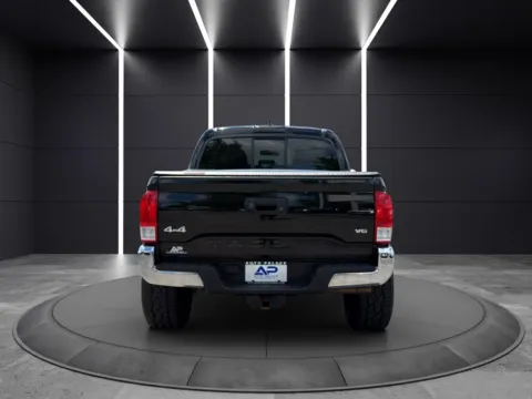 More photos of 2016 TOYOTA TACOMA DOUBLE CAB at Auto Palace, OH