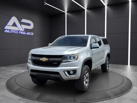 Silver 2017 CHEVROLET COLORADO Z71 for sale in Columbus, OH