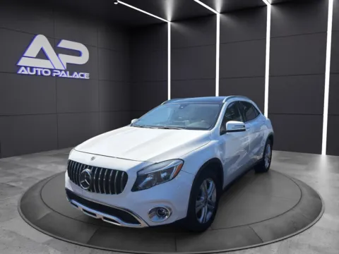 White 2019 MERCEDES-BENZ GLA 250 4MATIC for sale in Columbus, OH