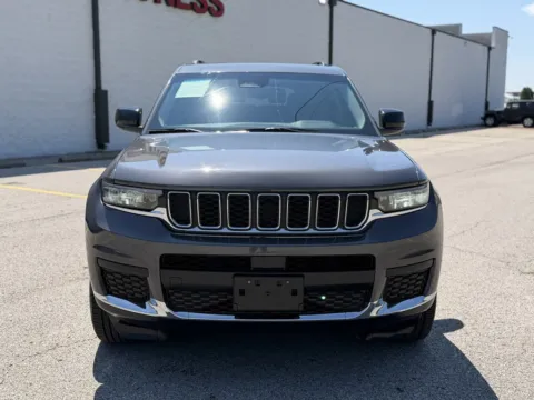 Photos of 2022 JEEP GRAND CHEROKEE L LAREDO 3RD ROW SEATS for sale in Columbus, OH at Auto Palace