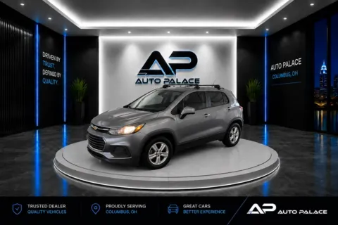 Gray 2020 CHEVROLET TRAX LS for sale in Columbus, OH