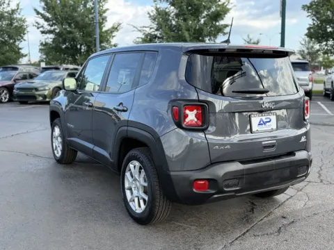 More photos of 2023 JEEP RENEGADE LATITUDE 4X4 EXTRA CLEAN at Auto Palace, OH