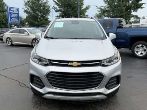 Photos of 2022 CHEVROLET TRAX 1LT AWD GAS SAVER LOW MILES for sale in Columbus, OH at Auto Palace
