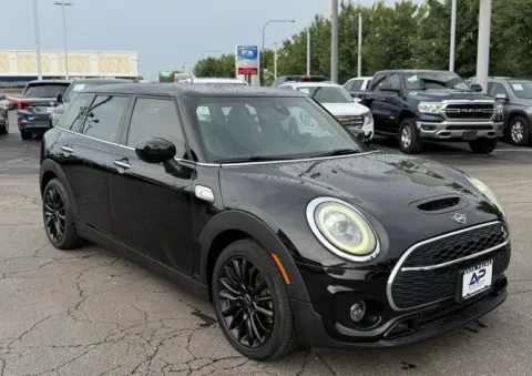 Another view of 2020 MINI COOPER S CLUBMAN GREAT PRICE for sale in Columbus, OH at Auto Palace
