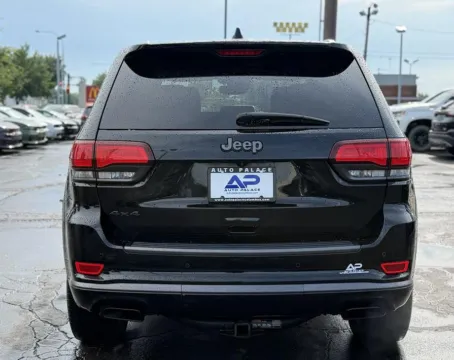 More photos of 2020 JEEP GRAND CHEROKEE OVERLAND 4X4 SHARP at Auto Palace, OH