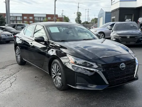 Another view of 2023 NISSAN ALTIMA SV GAS SAVER, GREAT PRICE for sale in Columbus, OH at Auto Palace