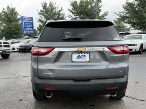 More photos of 2021 CHEVROLET TRAVERSE LT AWD 3RD ROW GREAT VALUE at Auto Palace, OH