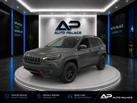 Gray 2021 JEEP CHEROKEE TRAILHAWK for sale in Columbus, OH