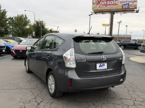 More photos of 2013 TOYOTA PRIUS V HYBRID at Auto Palace, OH