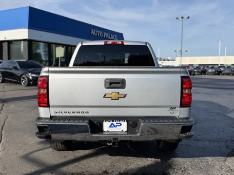 More photos of 2017 CHEVROLET SILVERADO 1500 LT CREW 4X4 GREAT PRICE at Auto Palace, OH